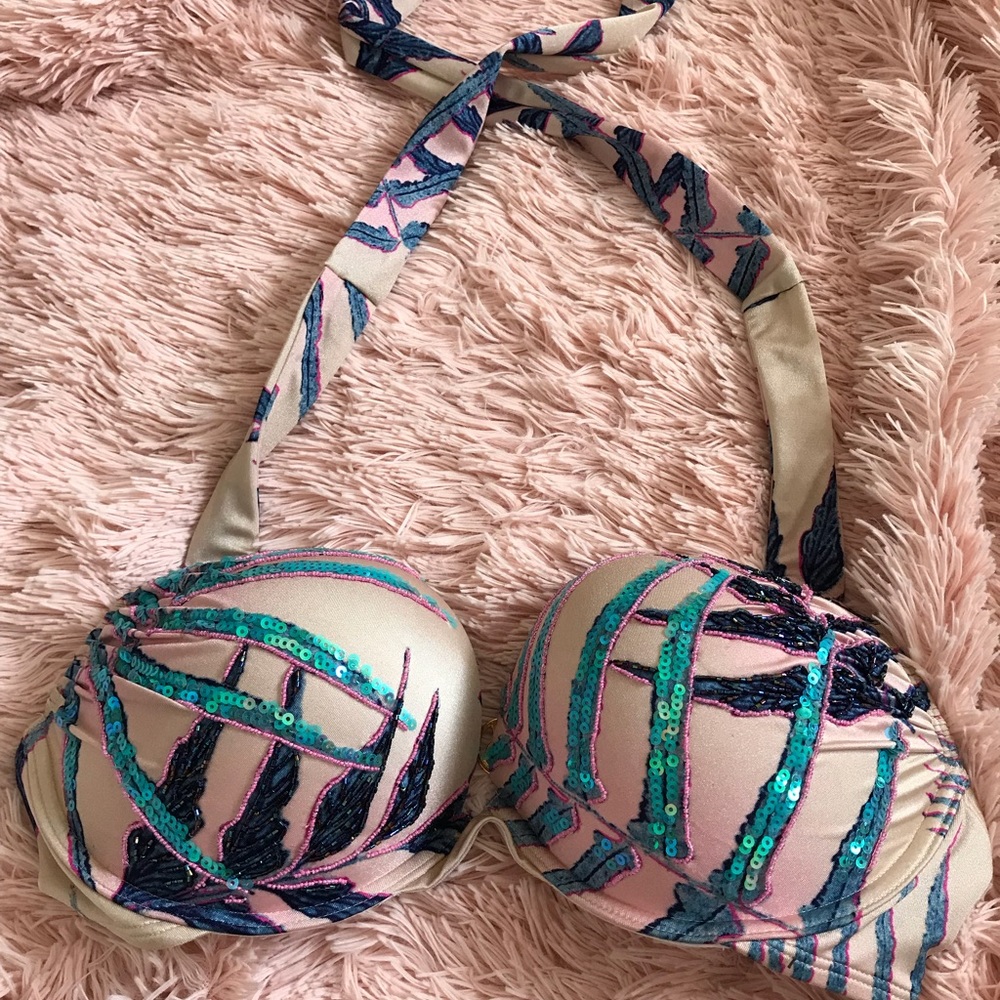 Victoria Secret-Bombshell swimsuit 36C